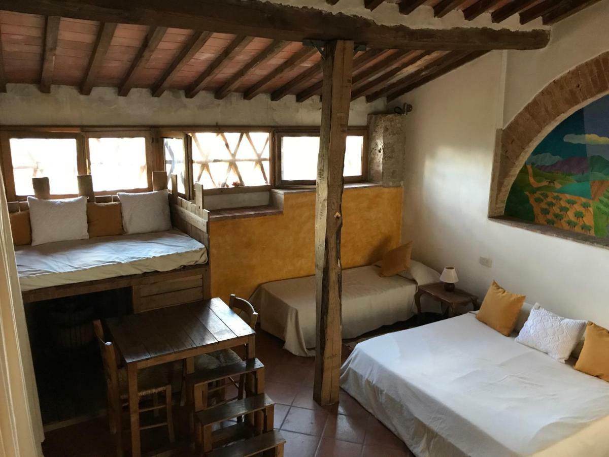 蒙特里久尼Agriturismo Biologico Ebbio别墅 外观 照片