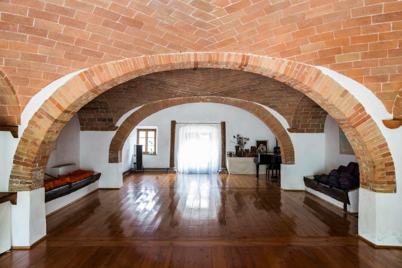 蒙特里久尼Agriturismo Biologico Ebbio别墅 外观 照片